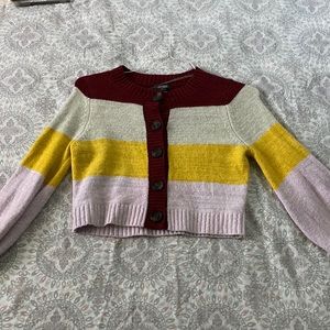 Long sleeve crop top button up